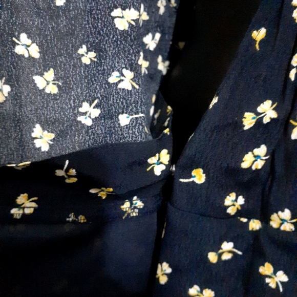 H&M dress - Picture 3 of 3